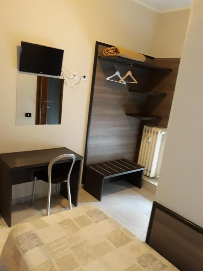 Hotel Salus Milan Exterior photo