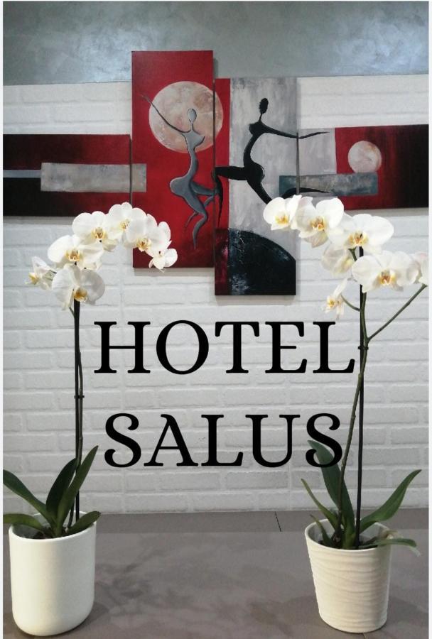 Hotel Salus Milan Exterior photo